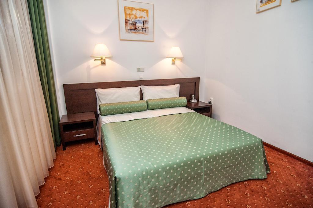 Hotel Mon Jardin Mahmudia Bilik gambar